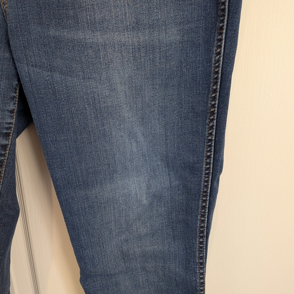 Kut from the Kloth Indigo Flare Jeans - Picture 3 of 9